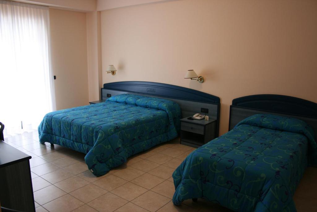 Hotel Gaudio Longobardi Ruang foto