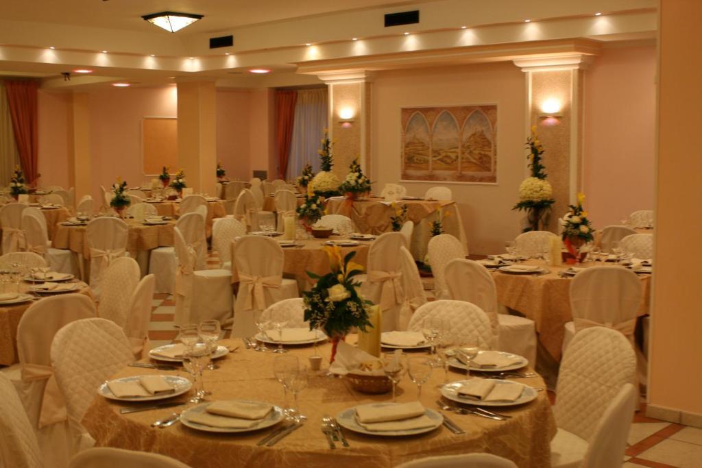 Hotel Gaudio Longobardi Bagian luar foto