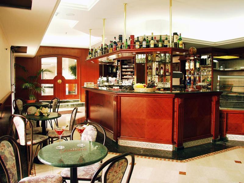 Hotel Gaudio Longobardi Bagian luar foto