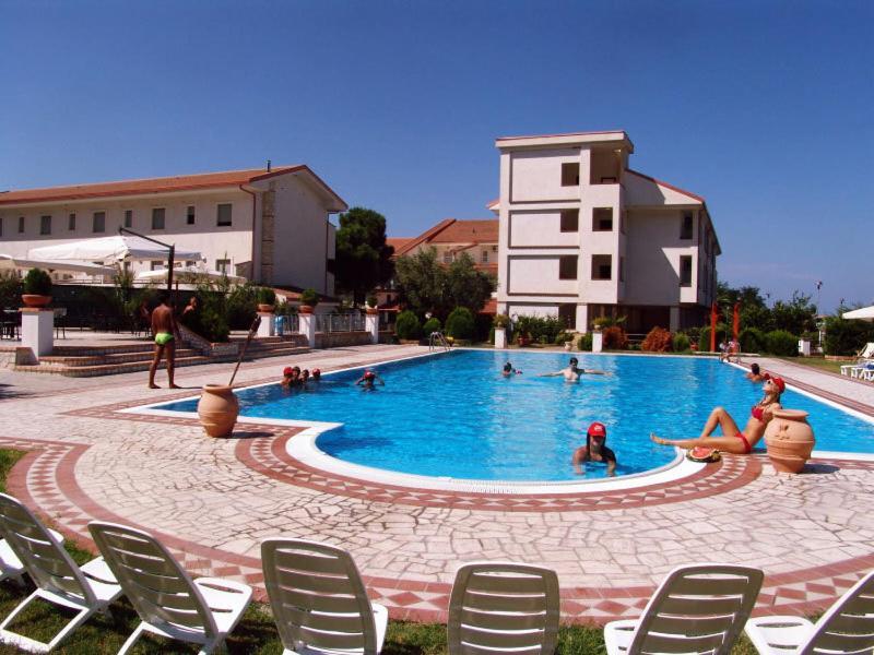 Hotel Gaudio Longobardi Bagian luar foto